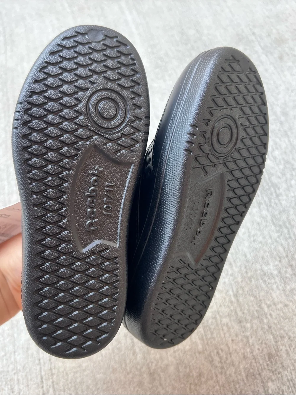 Reebok Kids Classic MLD SZ 11C Black Perforated Slip-On Sneakers